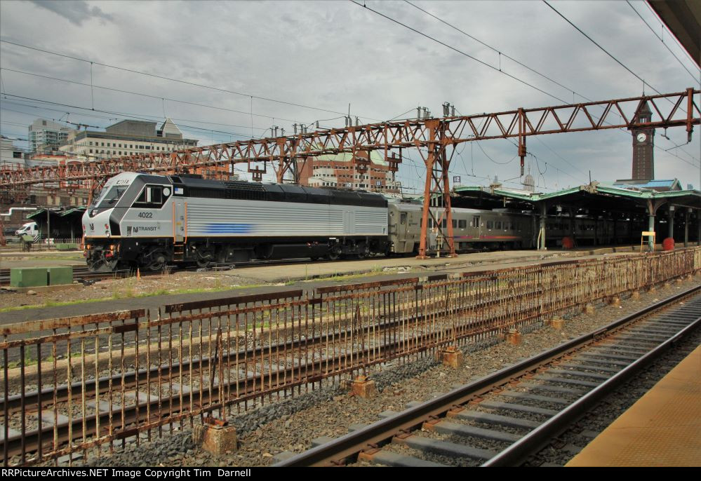 NJT 4022